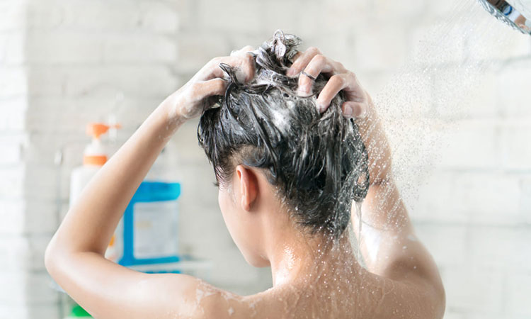 6 cách chăm sóc tóc uốn giữ nếp lâu không bị khô ngay tại nhà