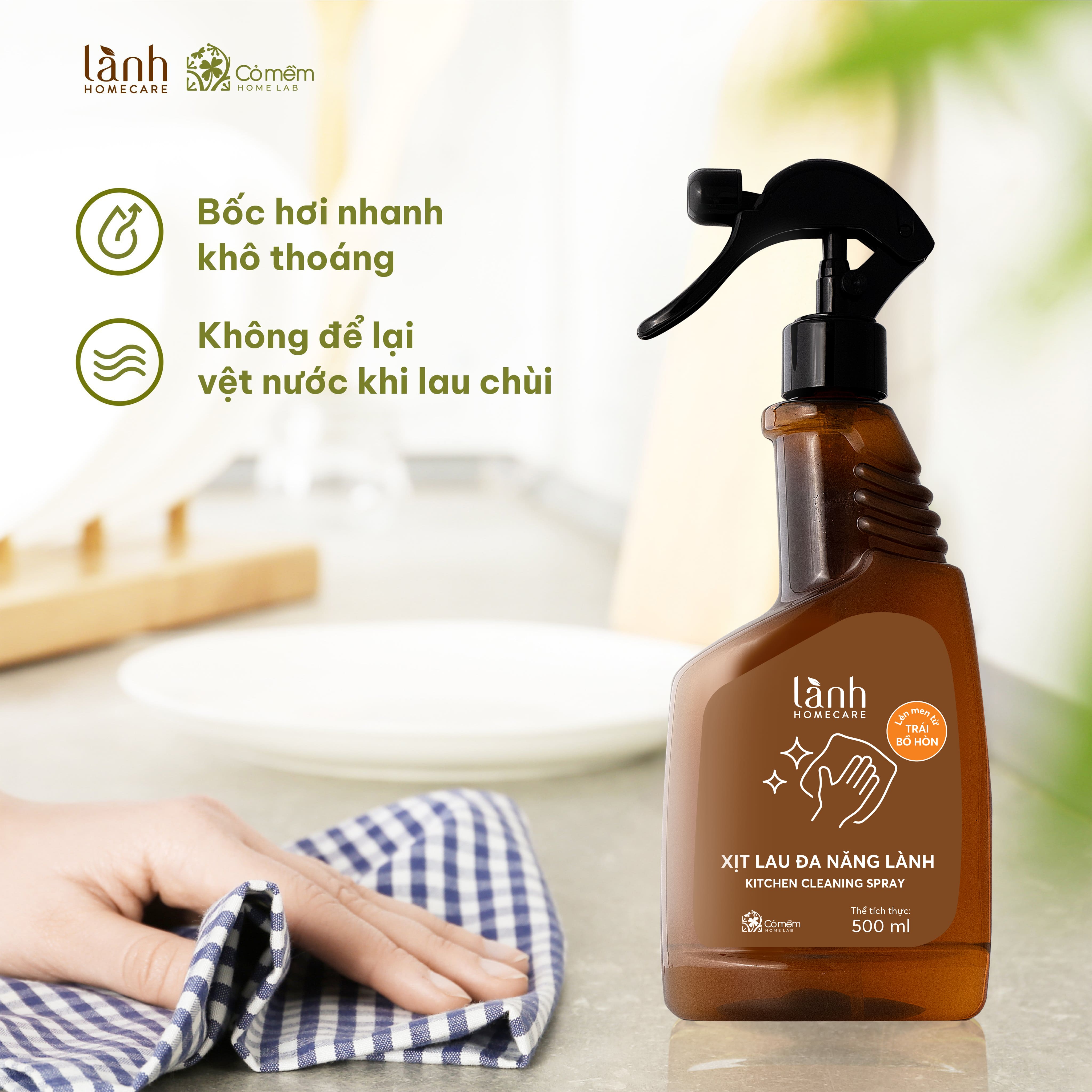 Xịt lau b&agrave;n ăn Bồ H&ograve;n kh&ocirc;ng để lại vệt nước khi lau ch&ugrave;i